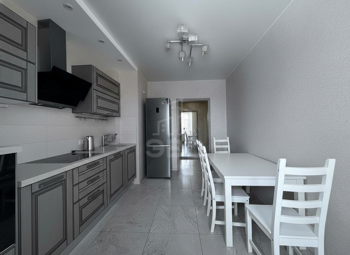 двухкомнатная квартира в Санкт-Петербурге по адресу: Кременчугская ул., 17, к 3