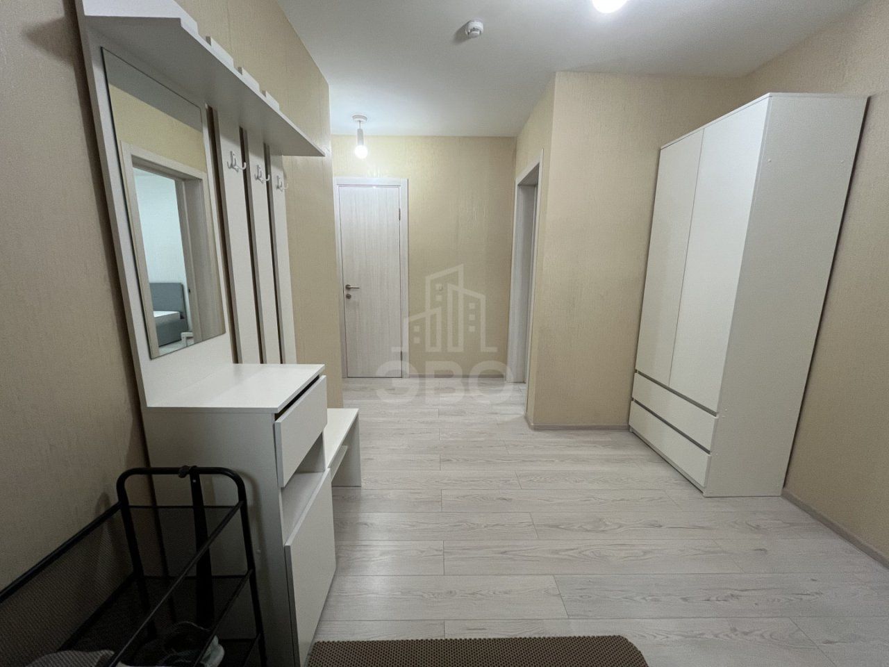 трехкомнатная квартира в Санкт-Петербурге по адресу: Ленинский проспект, 68