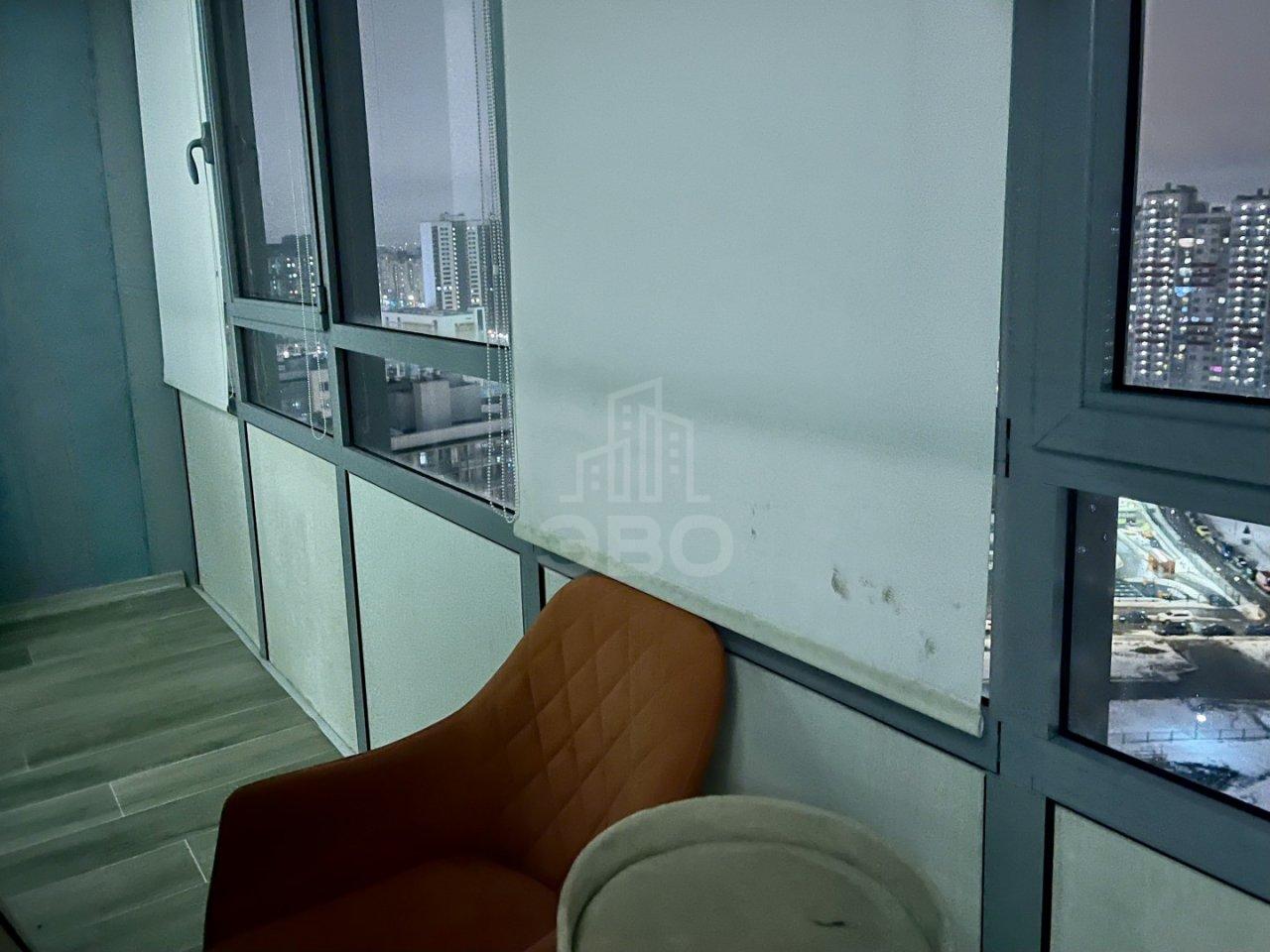 однокомнатная квартира в Санкт-Петербурге по адресу: Маршала Казакова ул., 72, к 1