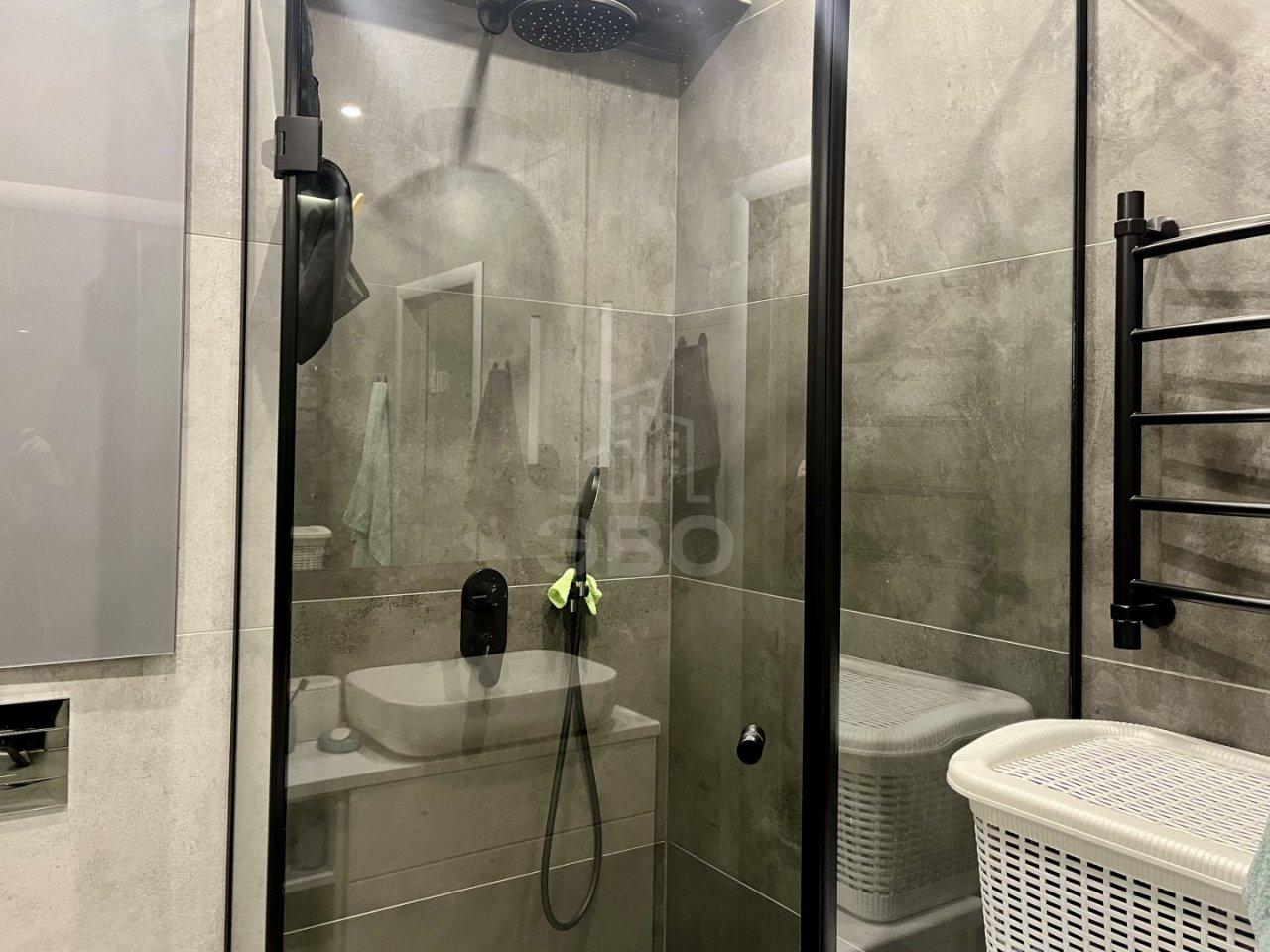 однокомнатная квартира в Санкт-Петербурге по адресу: Маршала Казакова ул., 72, к 1