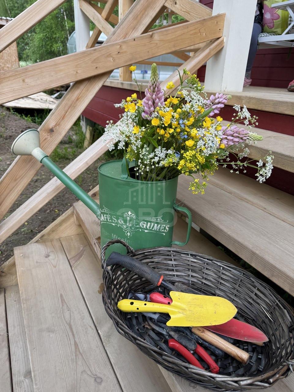 загородная недвижимость в Ленинградской области по адресу: Лосиный пер., 7