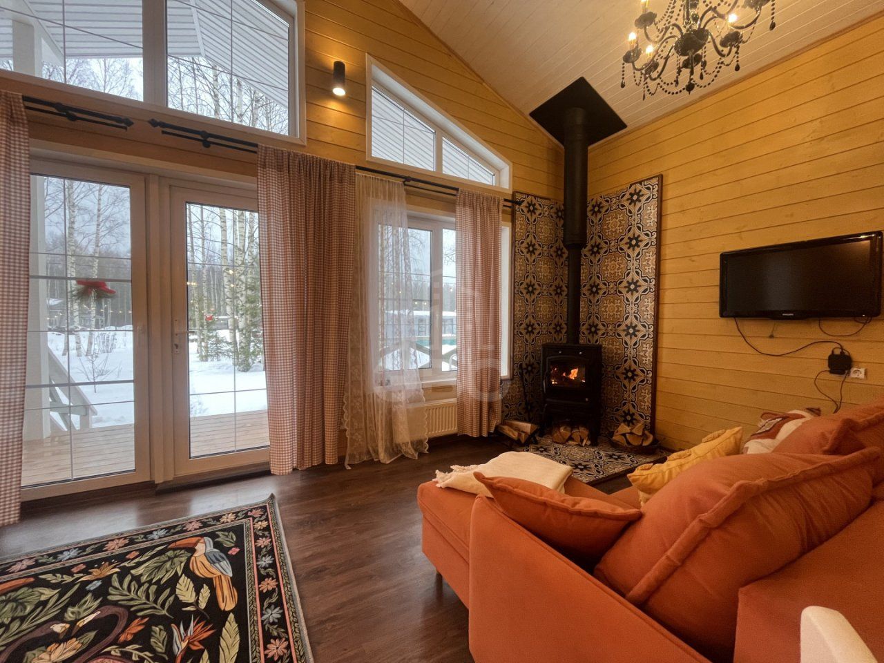 загородная недвижимость в Ленинградской области по адресу: Лосиный пер., 7