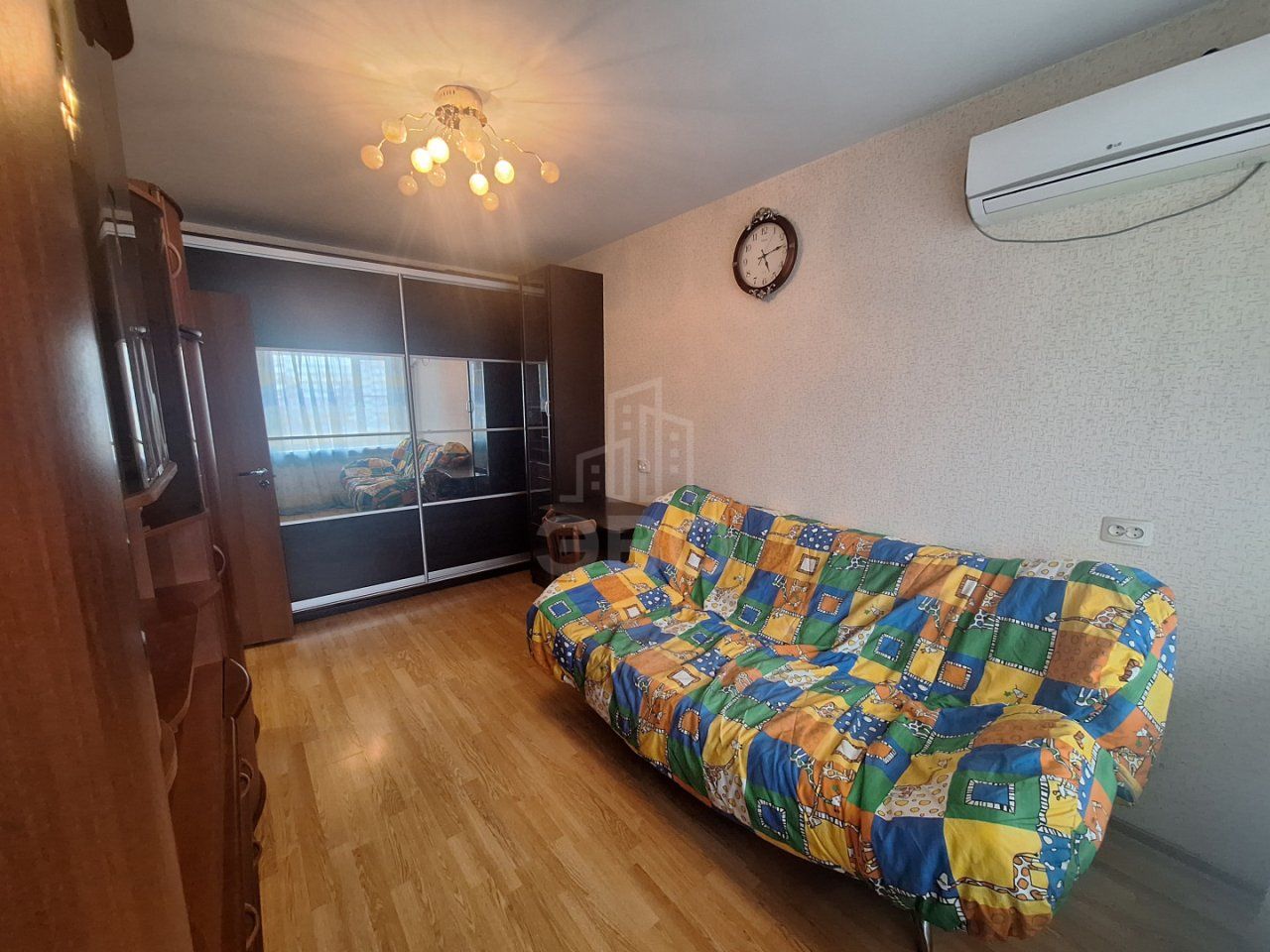 двухкомнатная квартира в Санкт-Петербурге по адресу: Суздальский проспект, 93, к 1