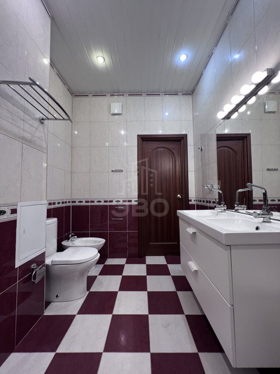 двухкомнатная квартира в Санкт-Петербурге по адресу: Энгельса проспект, 109, к 2