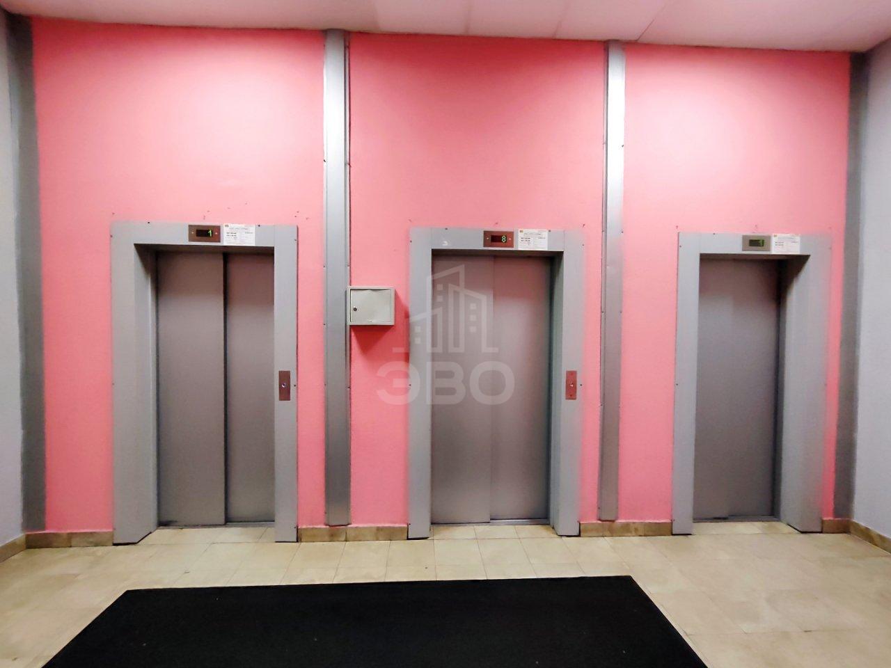 однокомнатная квартира в Санкт-Петербурге по адресу: Крыленко ул., 1, к 1, строение 4