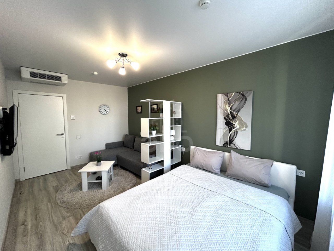 однокомнатная квартира в Санкт-Петербурге по адресу: Салова ул., 61, к 1