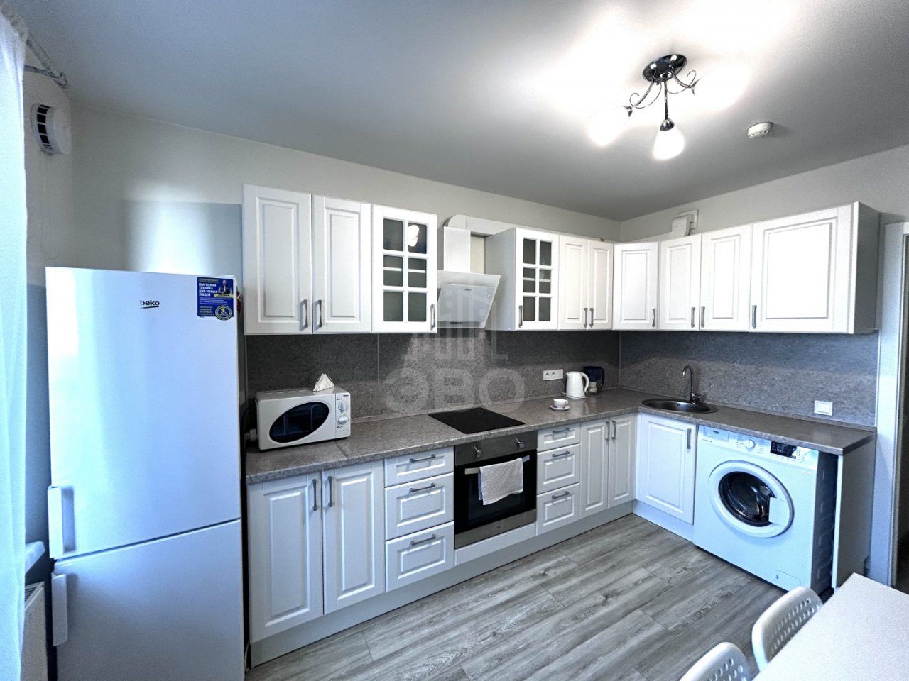 однокомнатная квартира в Санкт-Петербурге по адресу: Салова ул., 61, к 1