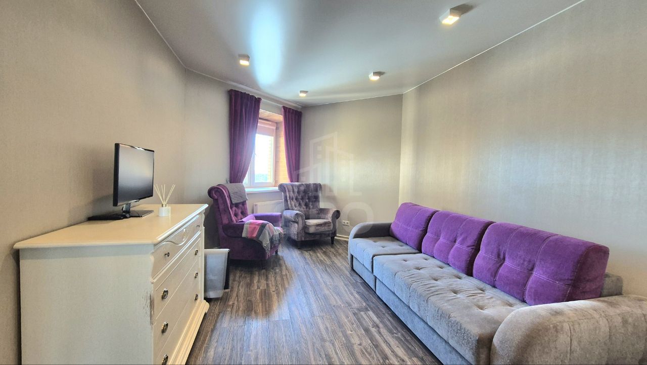 двухкомнатная квартира в Санкт-Петербурге по адресу: Кондратьевский проспект, 62, к 7