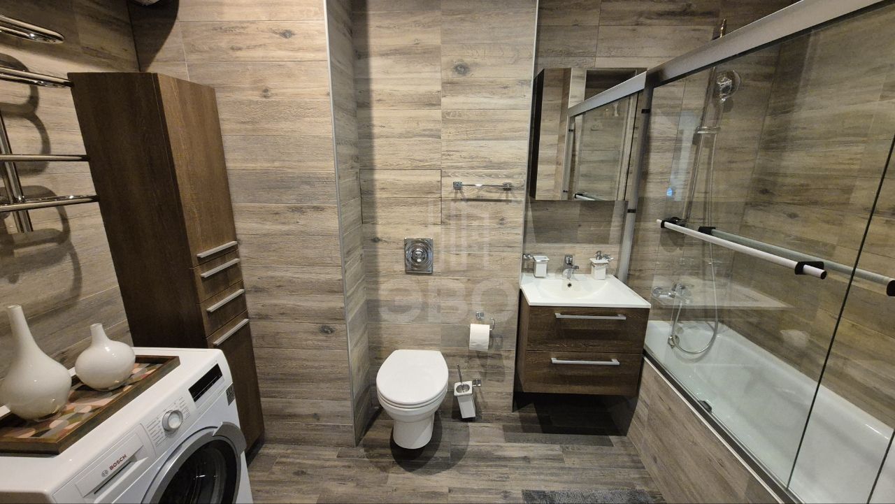 двухкомнатная квартира в Санкт-Петербурге по адресу: Кондратьевский проспект, 62, к 7