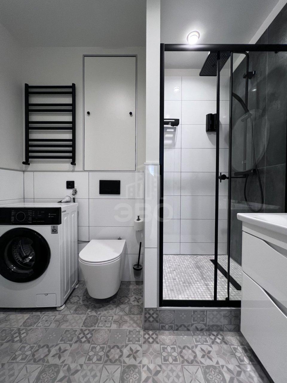 трехкомнатная квартира в Санкт-Петербурге по адресу: Марата ул., 62