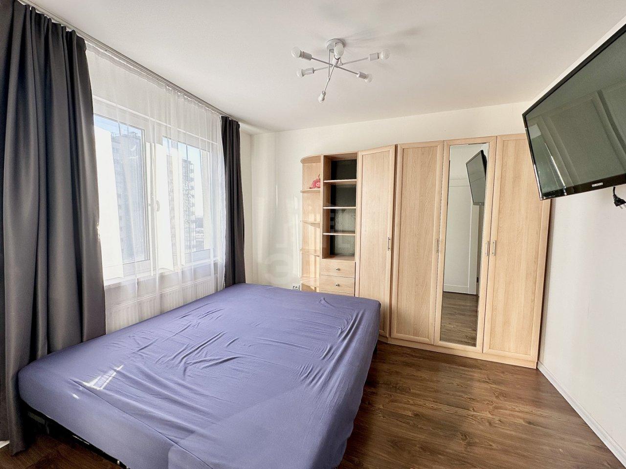 однокомнатная квартира в Санкт-Петербурге по адресу: Пахомовская ул., 26