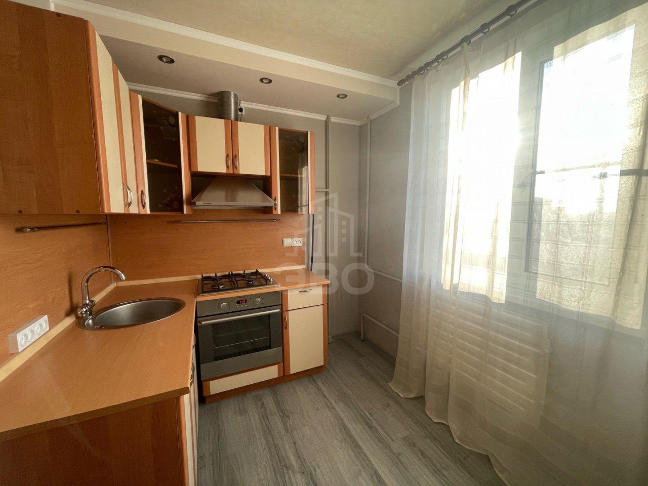 двухкомнатная квартира в Санкт-Петербурге по адресу: Малая Балканская ул., 42, к 1