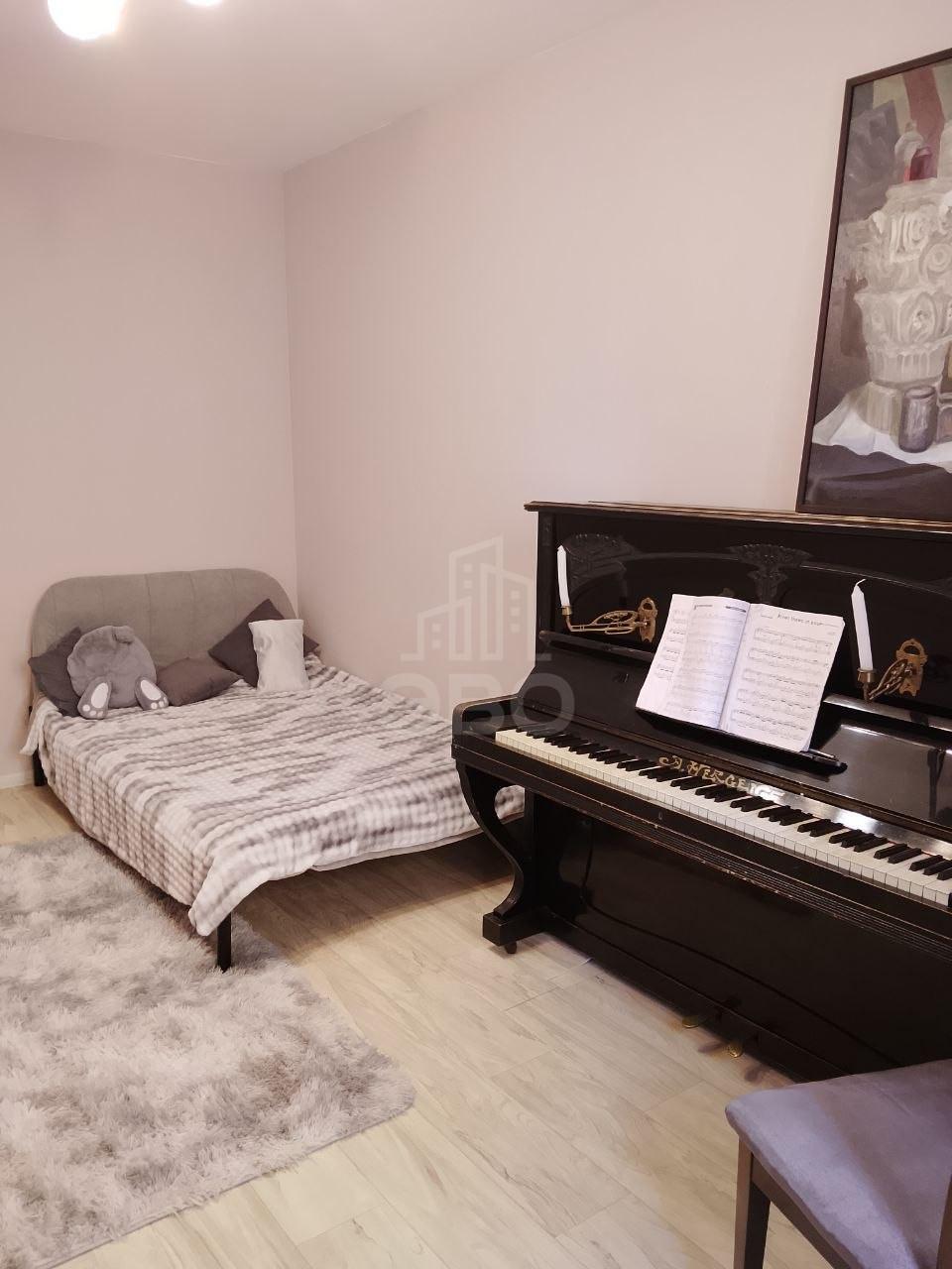 трехкомнатная квартира в Санкт-Петербурге по адресу: Днепропетровская ул., 37