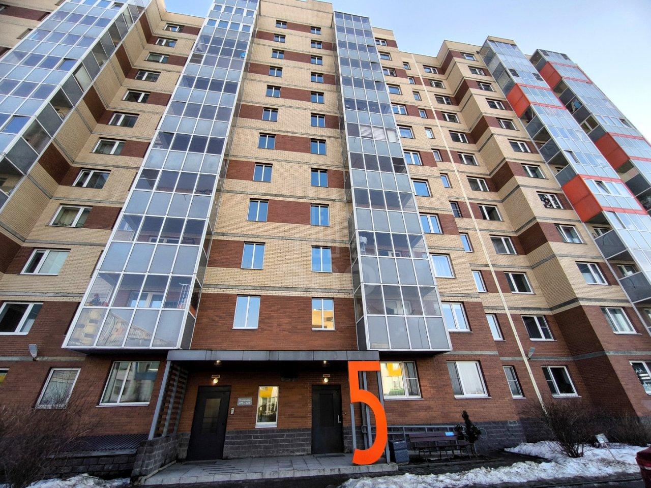 трехкомнатная квартира в Ленинградской области по адресу: Воронцовский б-р., 5, к 2