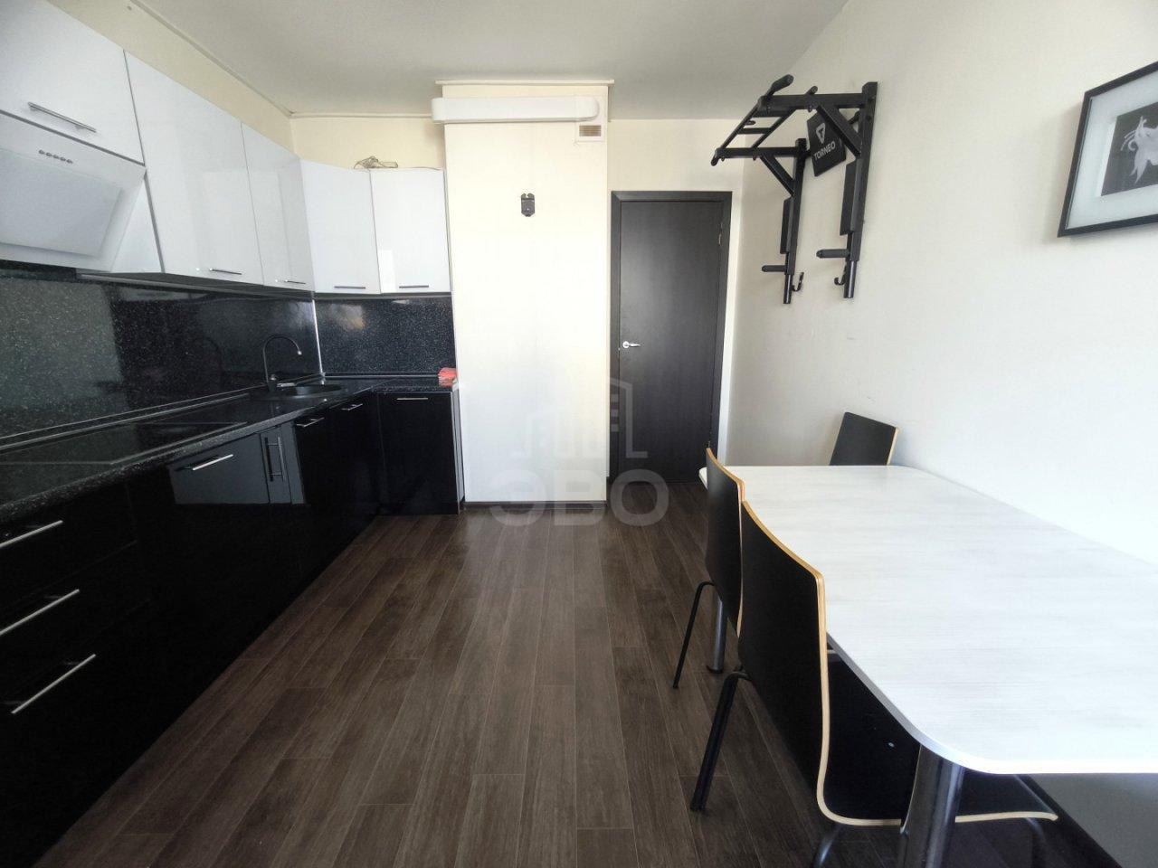 трехкомнатная квартира в Ленинградской области по адресу: Воронцовский б-р., 5, к 2