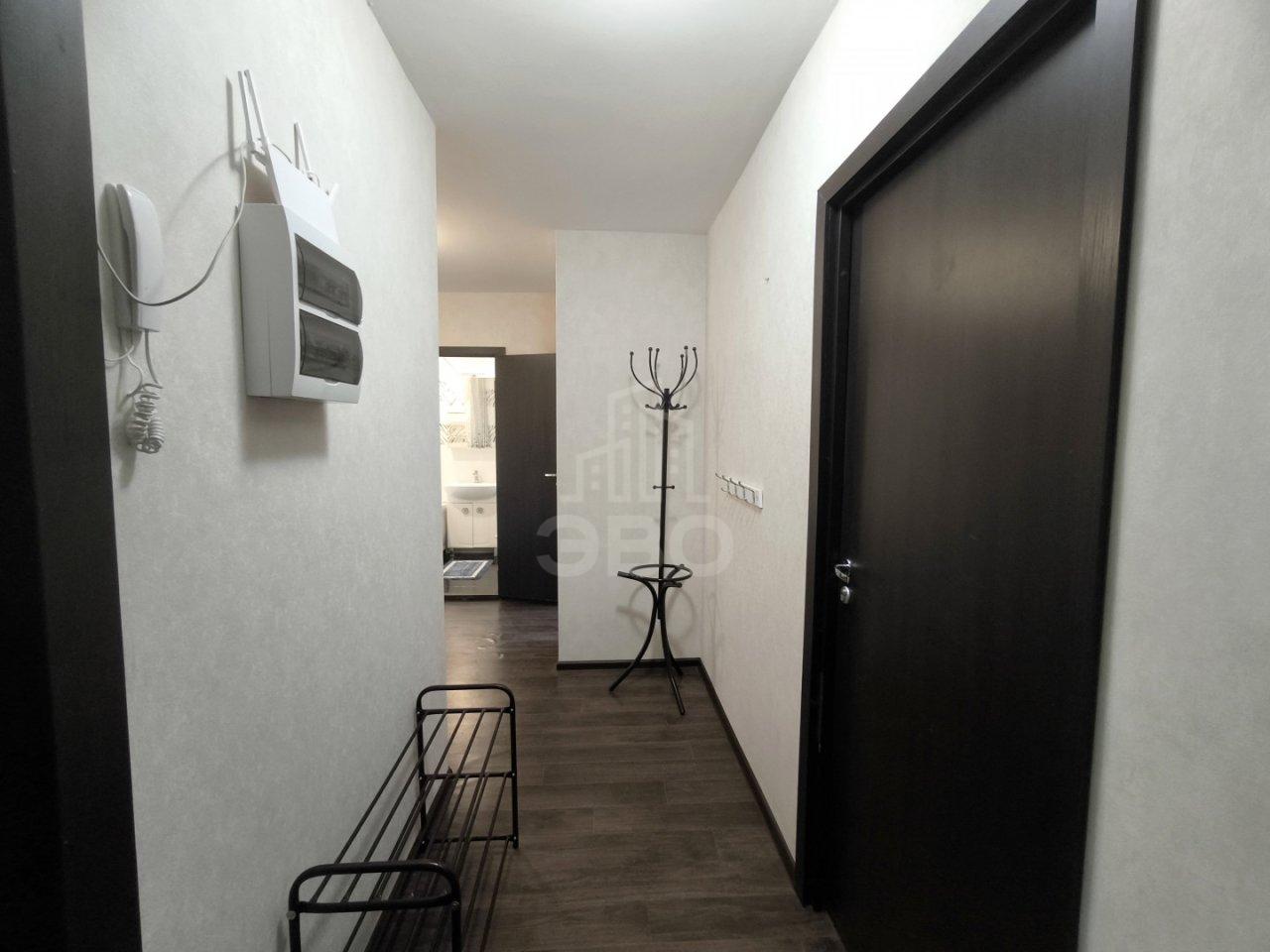 трехкомнатная квартира в Ленинградской области по адресу: Воронцовский б-р., 5, к 2