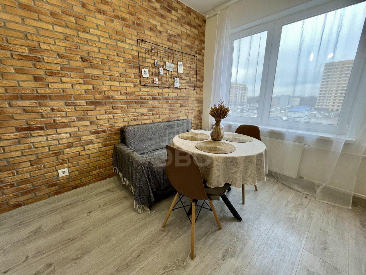 однокомнатная квартира в Ленинградской области по адресу: Тюльпанов ул., 2