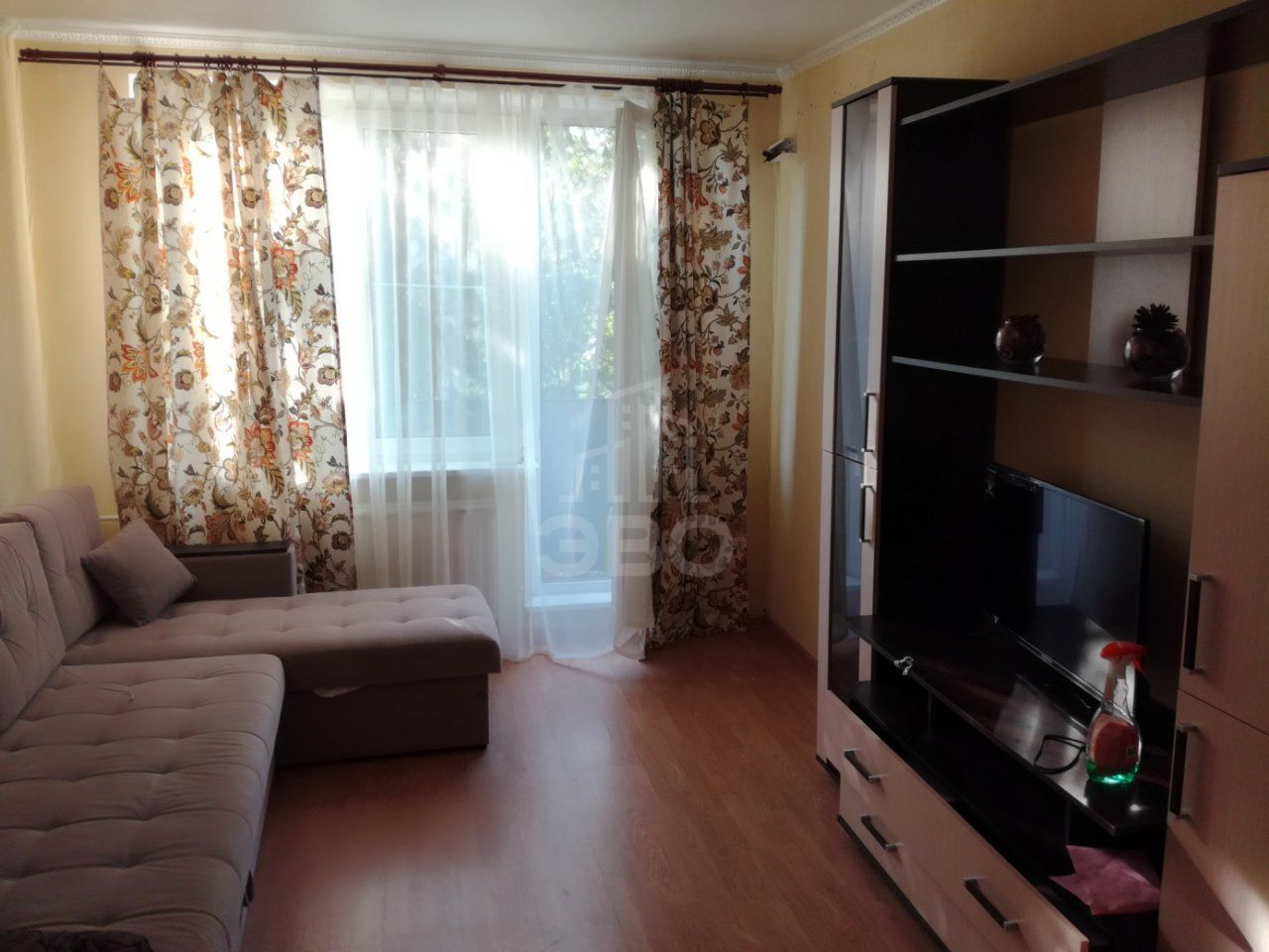 двухкомнатная квартира в Санкт-Петербурге по адресу: Крыленко ул., 11