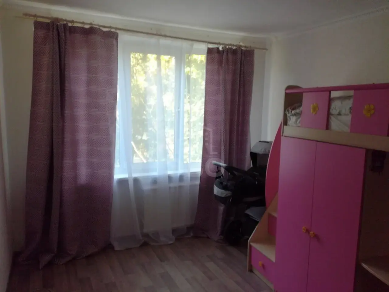 двухкомнатная квартира в Санкт-Петербурге по адресу: Крыленко ул., 11