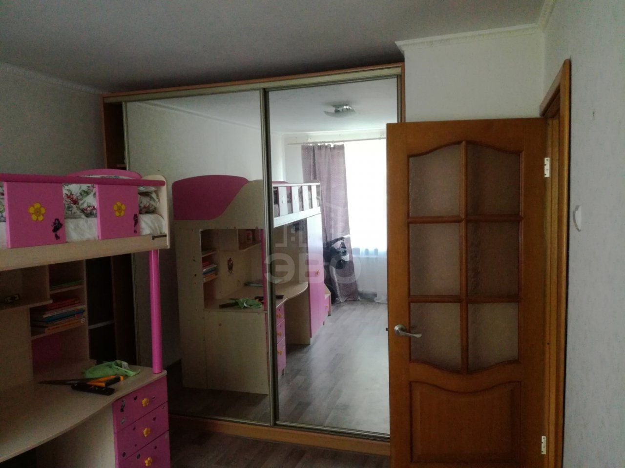 двухкомнатная квартира в Санкт-Петербурге по адресу: Крыленко ул., 11