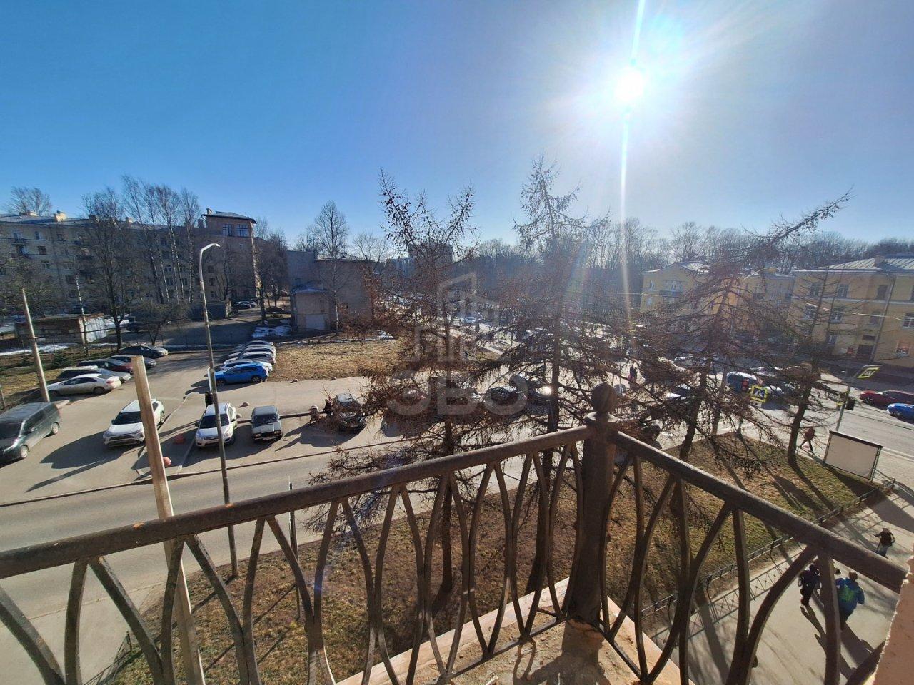 двухкомнатная квартира в Санкт-Петербурге по адресу: Энгельса проспект, 13, к 2