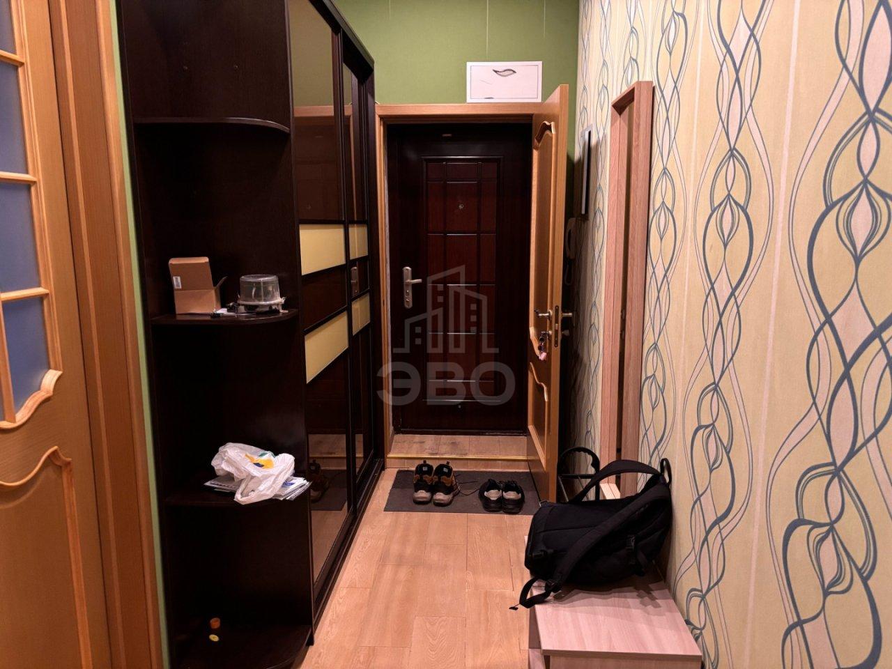 трехкомнатная квартира в Санкт-Петербурге по адресу: Чёрной речки наб., 8