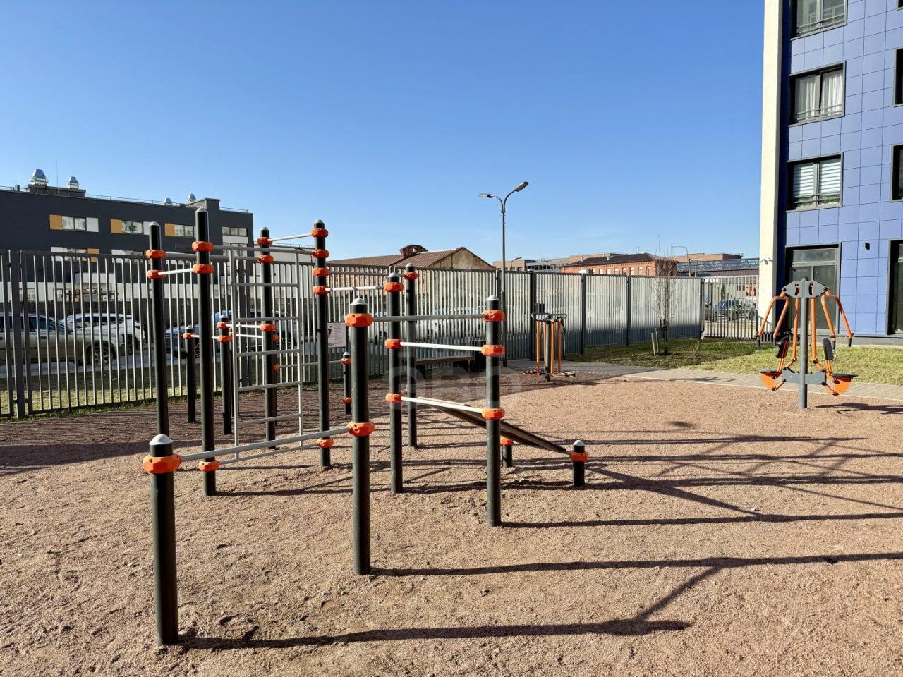 однокомнатная квартира в Санкт-Петербурге по адресу: Измайловский б-р., 9, строение 1