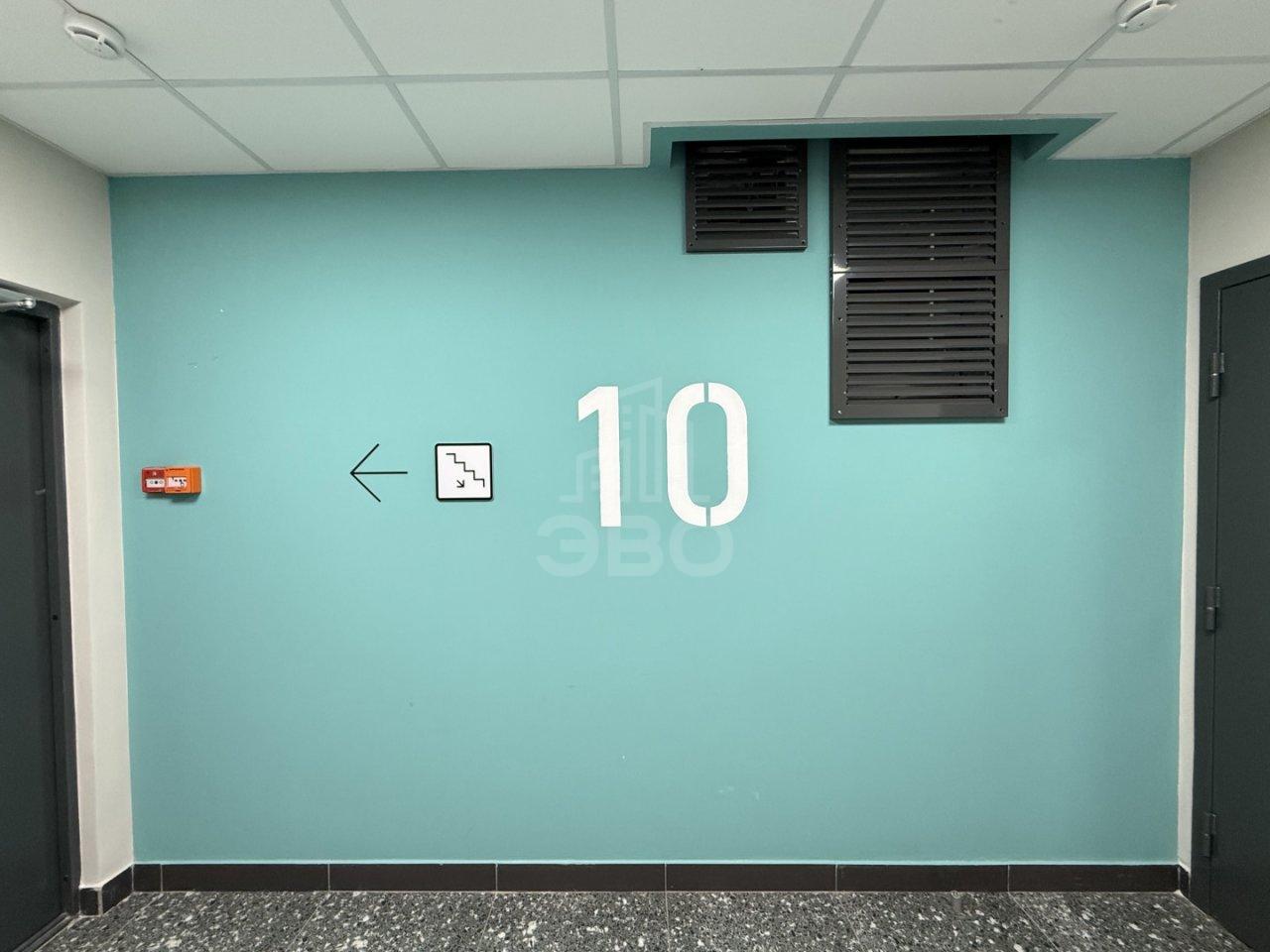 однокомнатная квартира в Санкт-Петербурге по адресу: Измайловский б-р., 9, строение 1