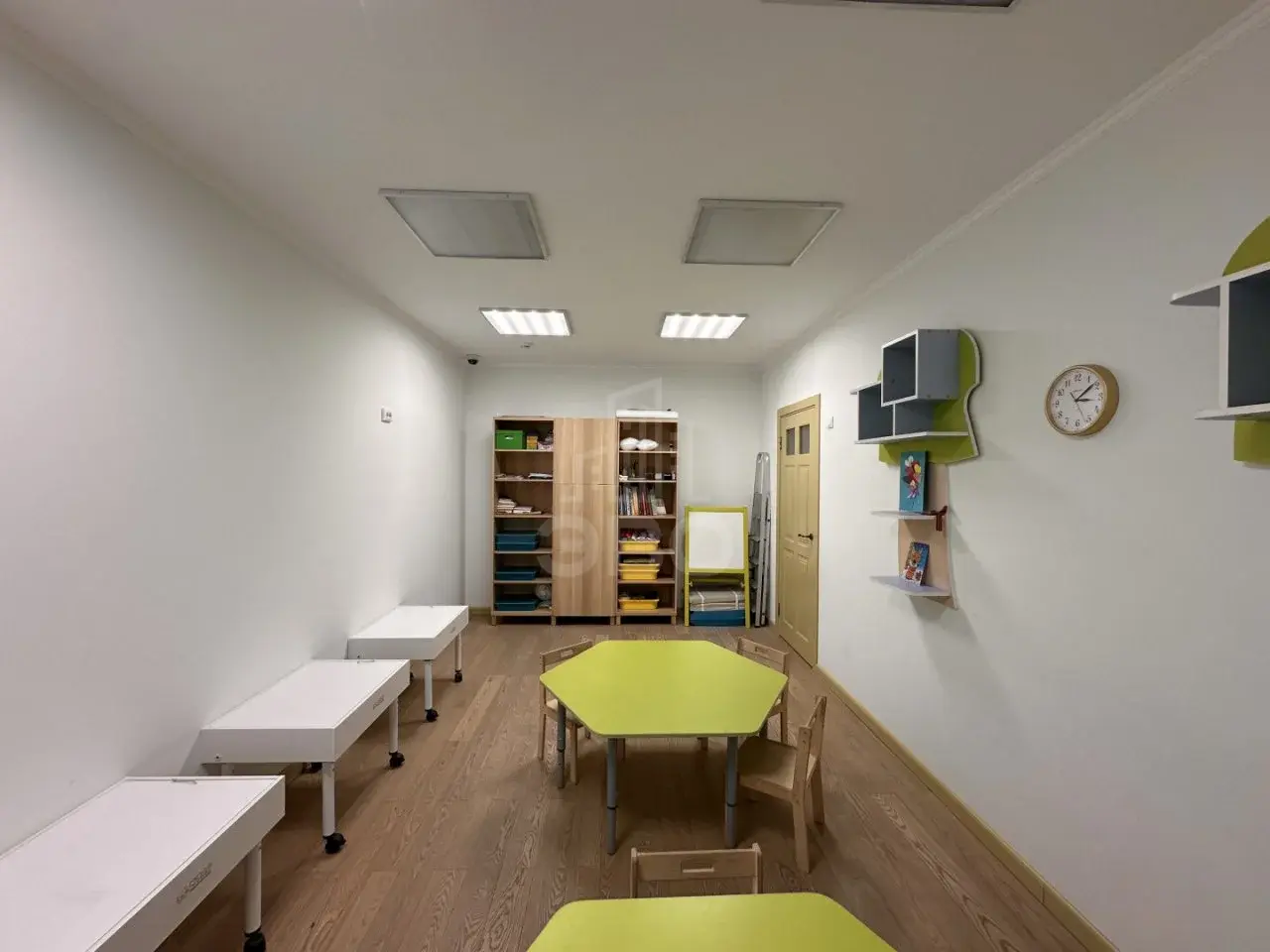 коммерция в Санкт-Петербурге по адресу: Смоленская ул., 11, к 2