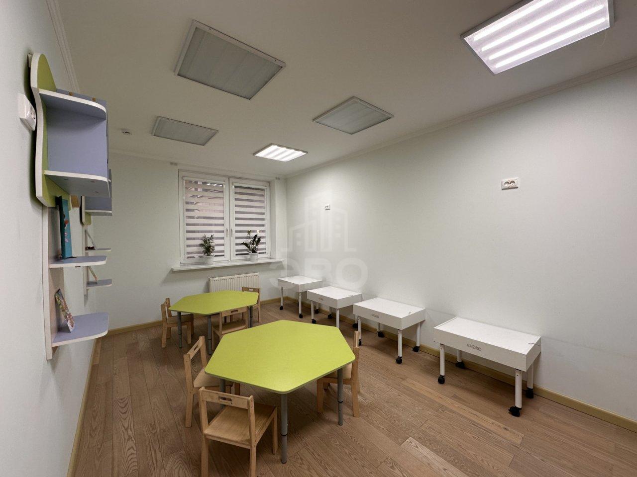 коммерция в Санкт-Петербурге по адресу: Смоленская ул., 11, к 2