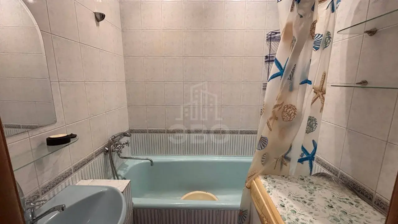 двухкомнатная квартира в Санкт-Петербурге по адресу: Парашютная ул., 20, к 1