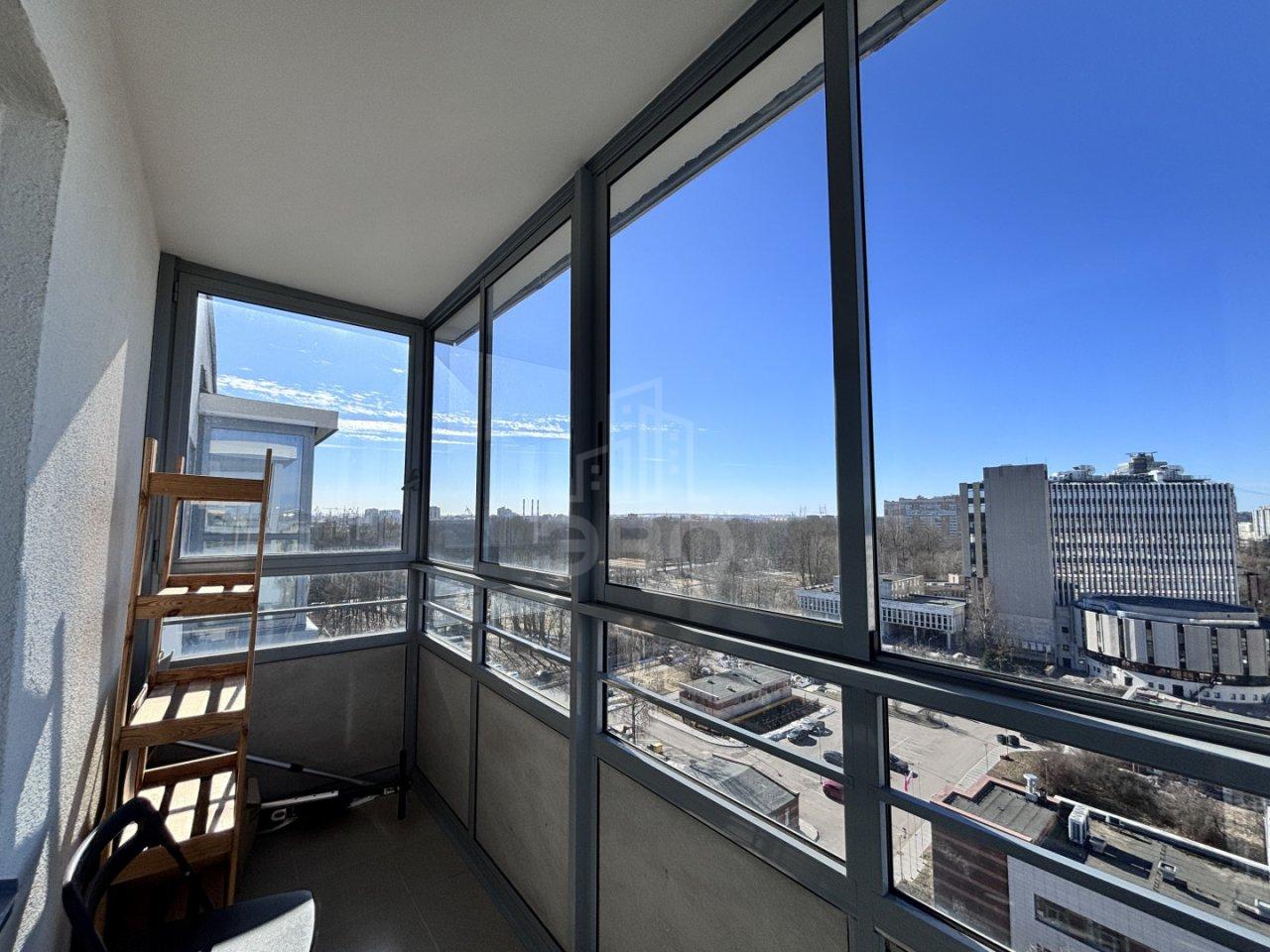 однокомнатная квартира в Санкт-Петербурге по адресу: Одоевского ул., 22