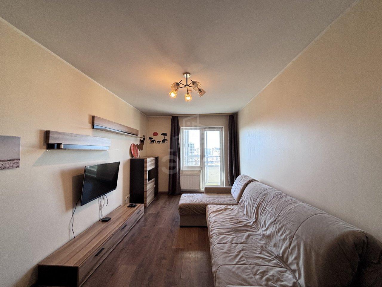 однокомнатная квартира в Санкт-Петербурге по адресу: Одоевского ул., 22