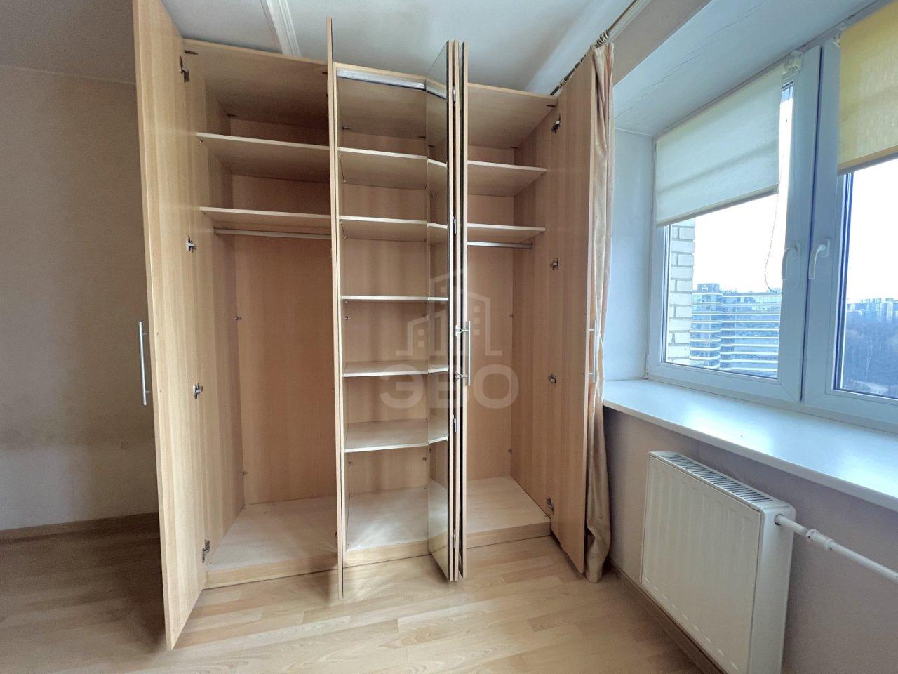 однокомнатная квартира в Санкт-Петербурге по адресу: Коломяжский проспект, 28, к 2