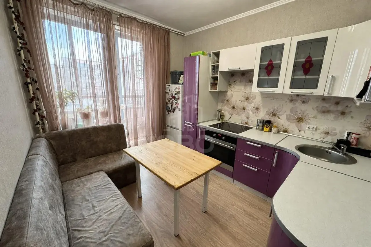 однокомнатная квартира в Ленинградской области по адресу: Тихвинская ул., 6, к 1