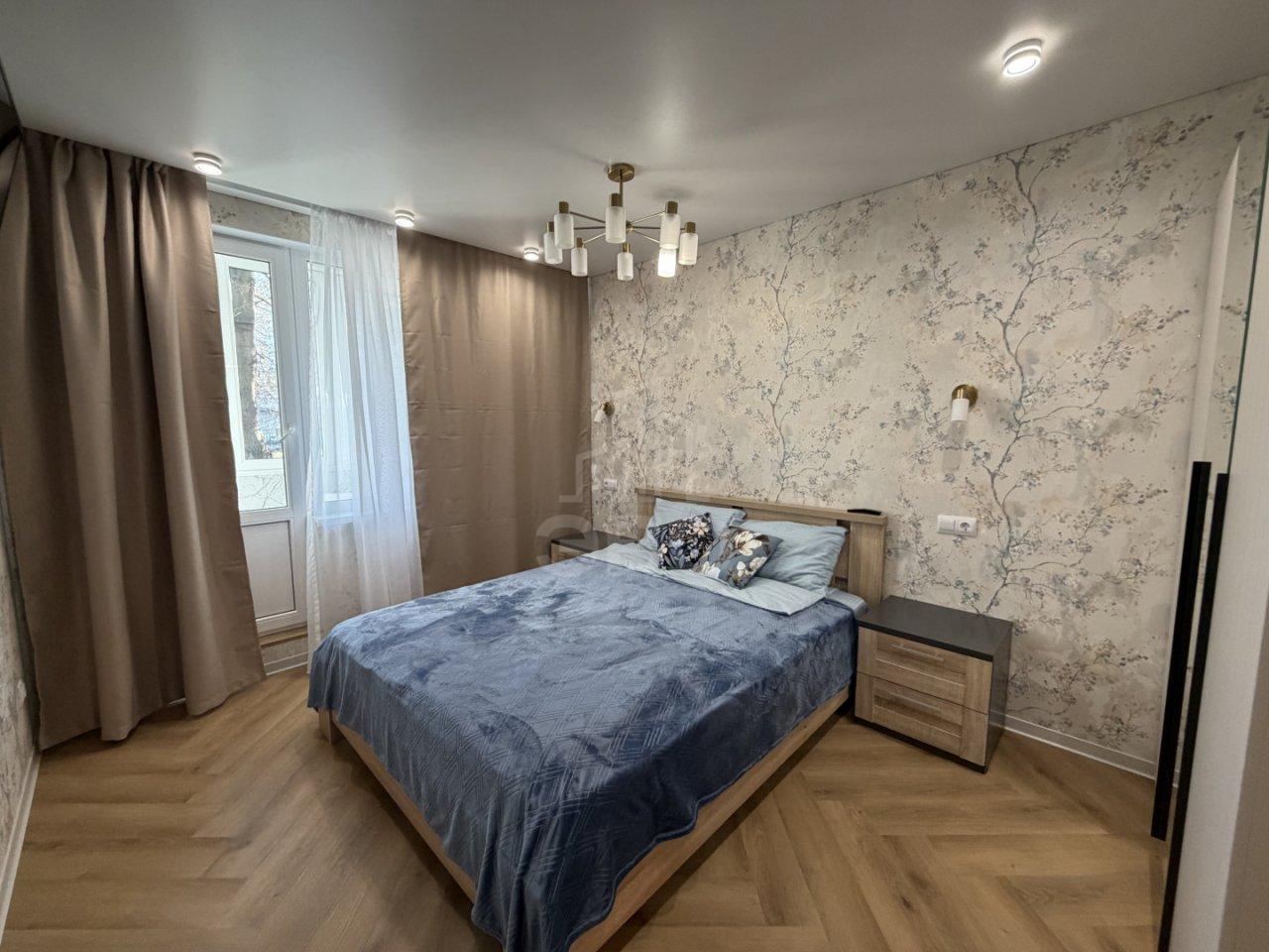 трехкомнатная квартира в Санкт-Петербурге по адресу: Большевиков проспект, 39, к 1, литера Ы