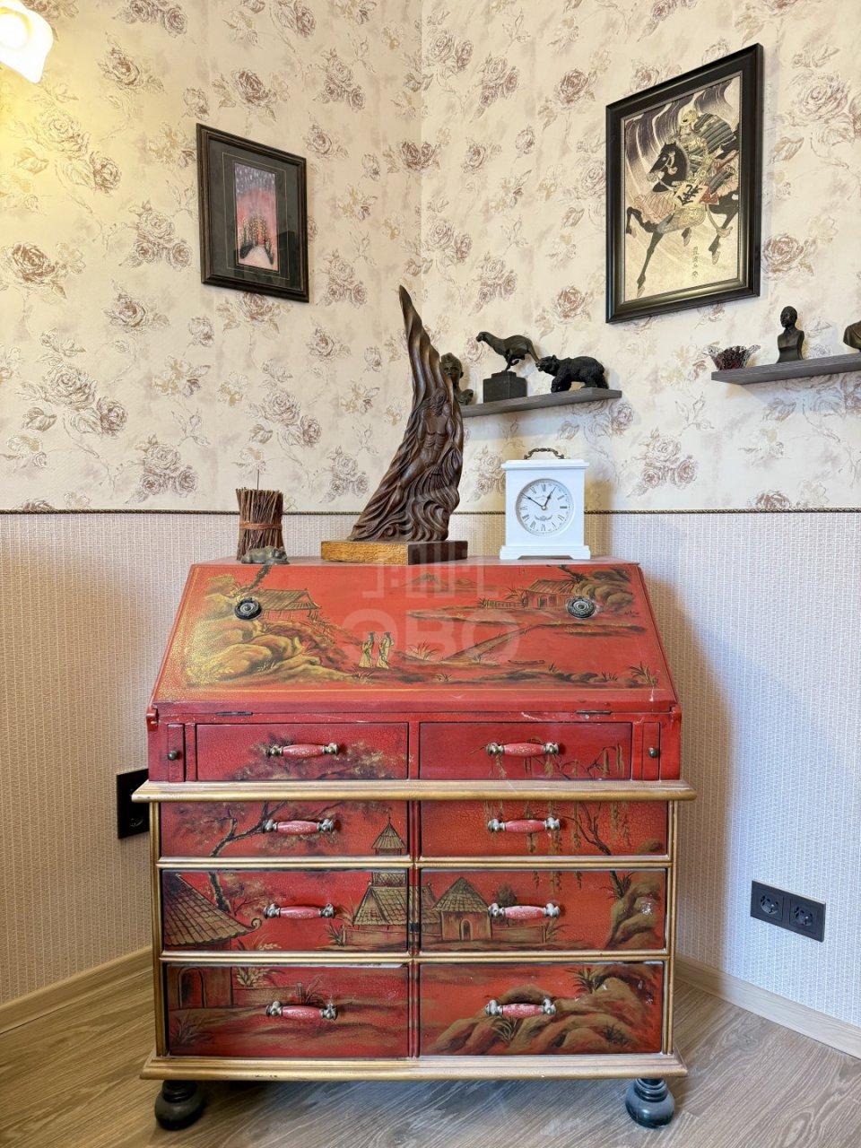 трехкомнатная квартира в Ленинградской области по адресу: Красноармейский проспект, 15