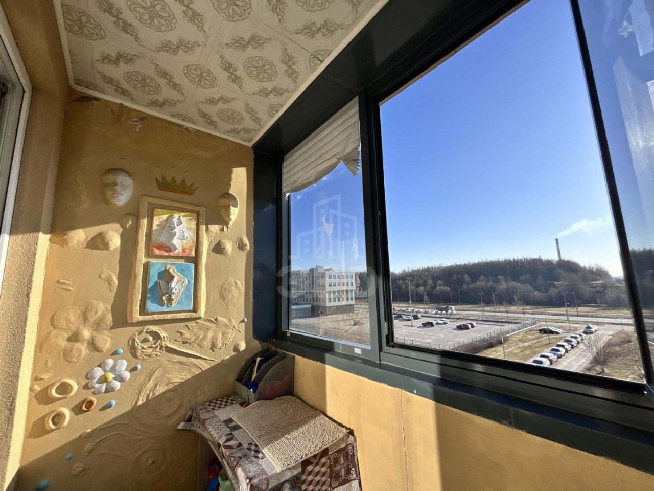 однокомнатная квартира в Санкт-Петербурге по адресу: Мебельная ул., 19, к 2