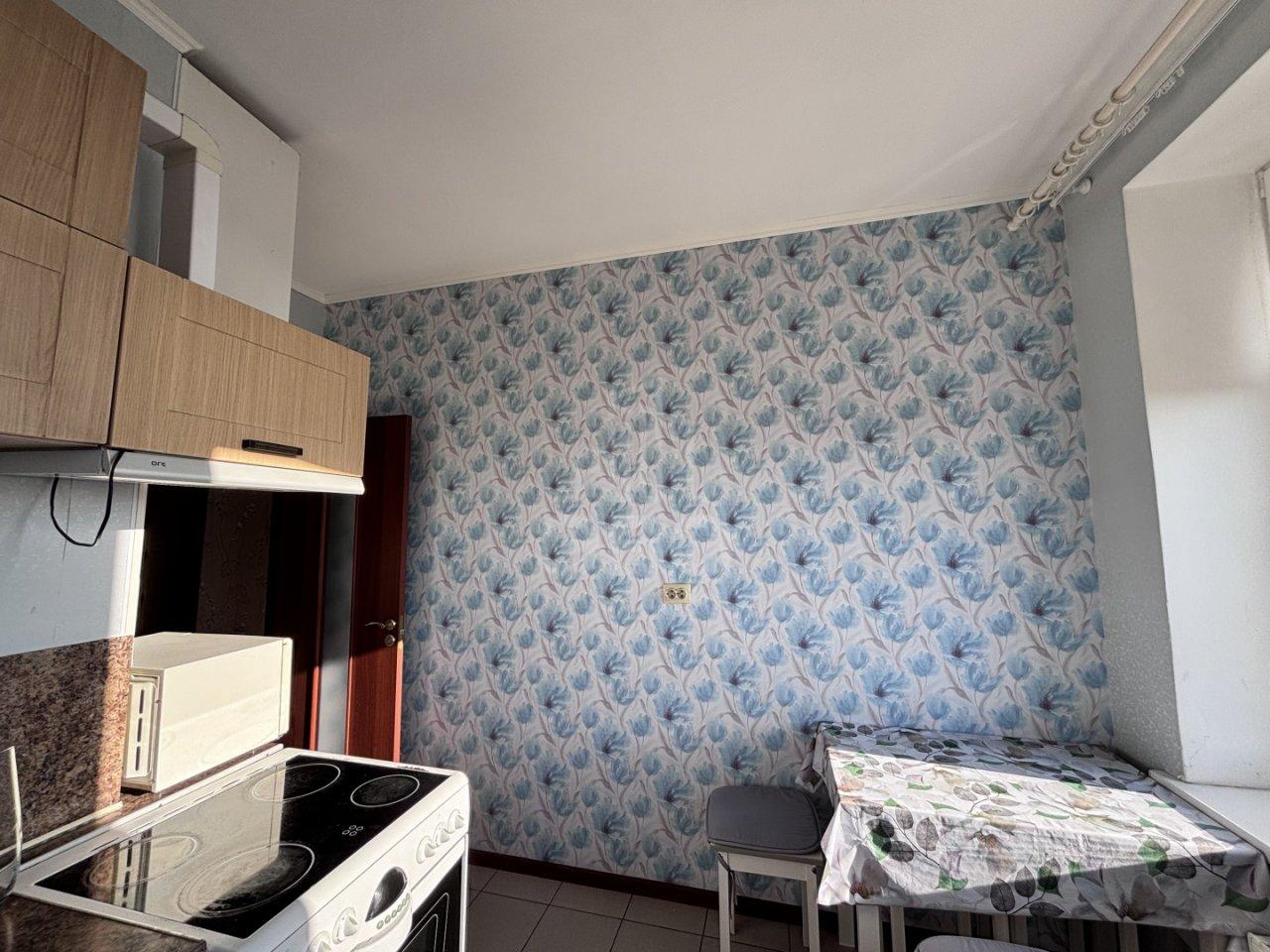 однокомнатная квартира в Санкт-Петербурге по адресу: Мебельная ул., 19, к 2