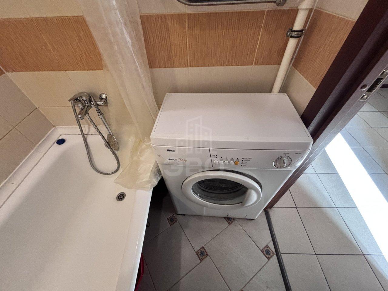 однокомнатная квартира в Санкт-Петербурге по адресу: Мебельная ул., 19, к 2