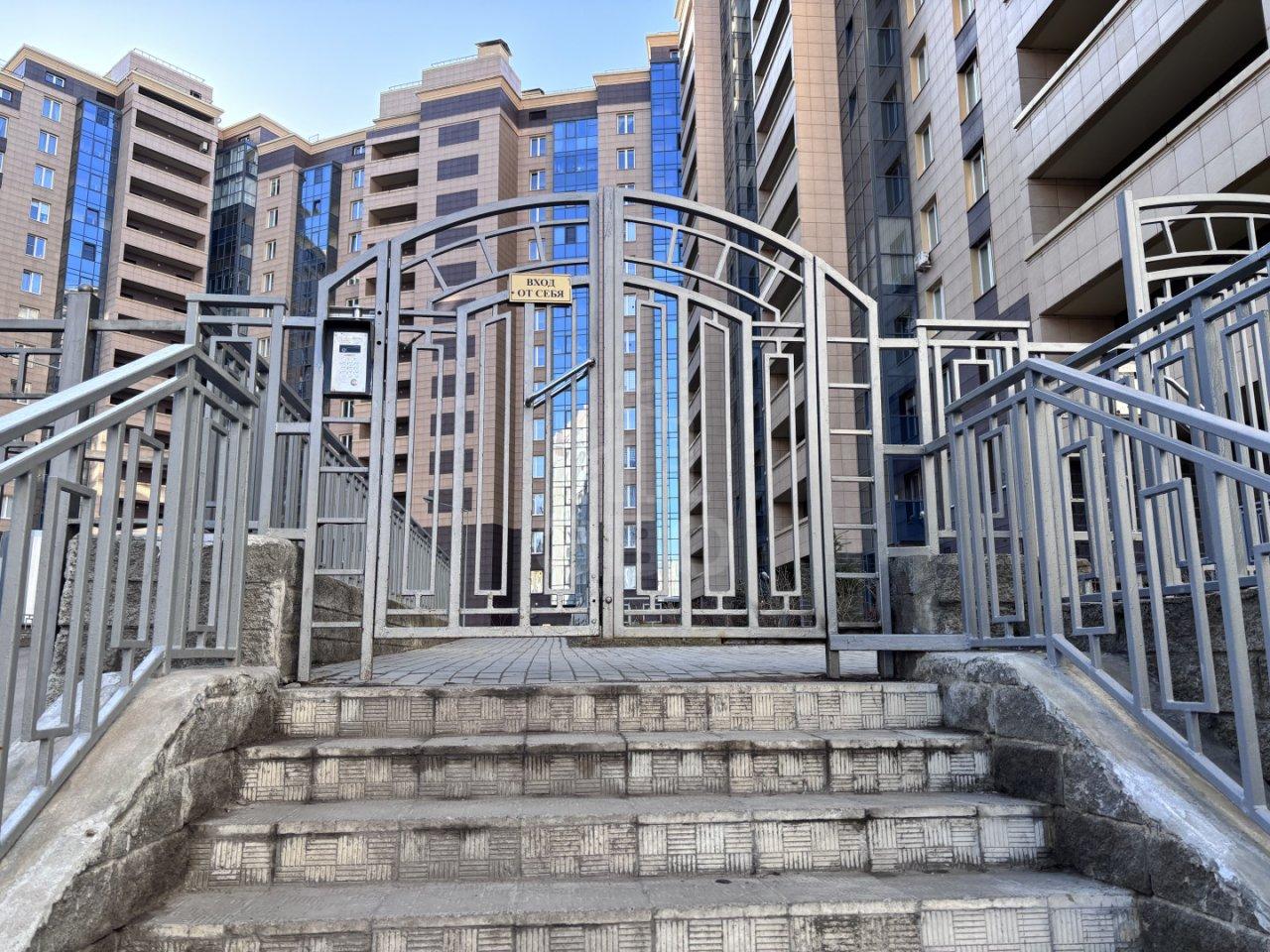 однокомнатная квартира в Санкт-Петербурге по адресу: Мебельная ул., 19, к 2