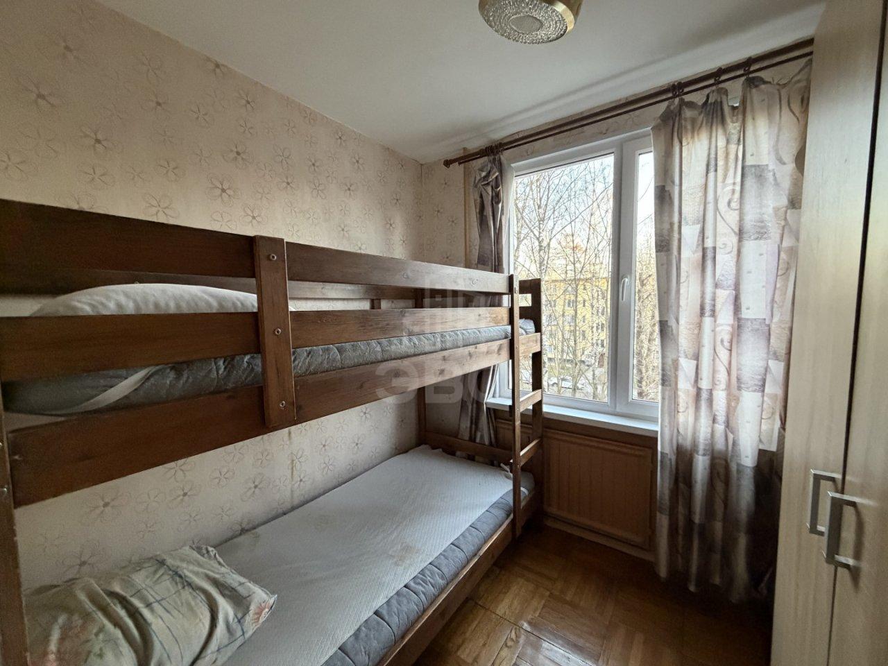 четырехкомнатная квартира в Санкт-Петербурге по адресу: Костюшко ул., 36, литера А