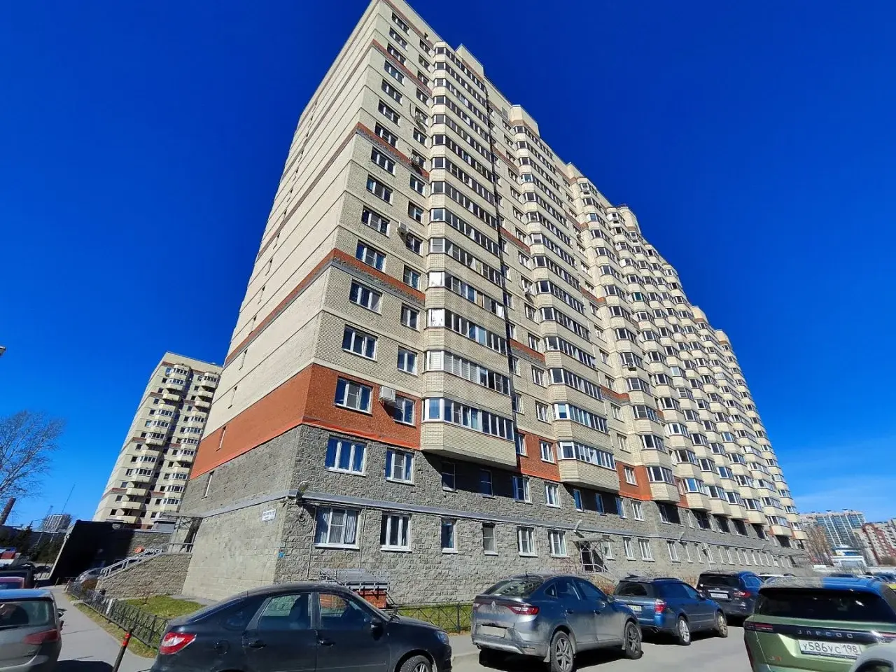 однокомнатная квартира в Санкт-Петербурге по адресу: Металлистов проспект, 117, строение 1