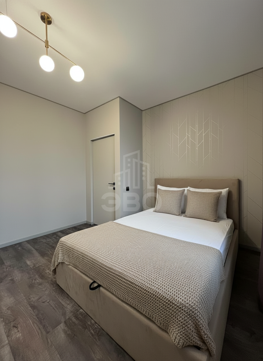 трехкомнатная квартира в Санкт-Петербурге по адресу: Смоленская ул., 18