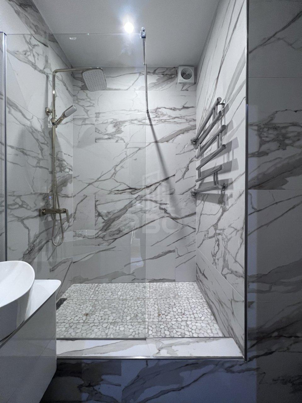 трехкомнатная квартира в Санкт-Петербурге по адресу: Смоленская ул., 18