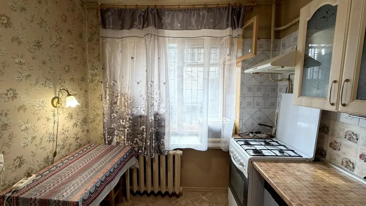 трехкомнатная квартира в Санкт-Петербурге по адресу: Лёни Голикова ул., 25, литера А