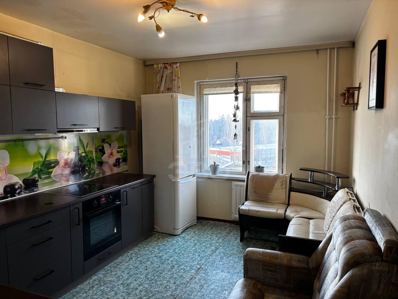 двухкомнатная квартира в Ленинградской области по адресу: Магистральная ул., 10