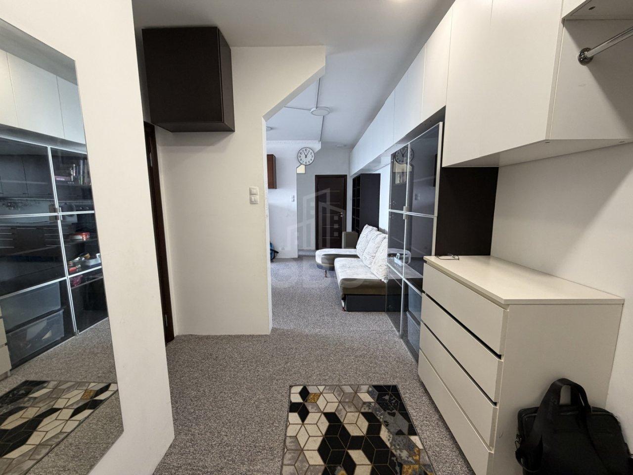 трехкомнатная квартира в Санкт-Петербурге по адресу: Шостаковича ул., 3, к 1