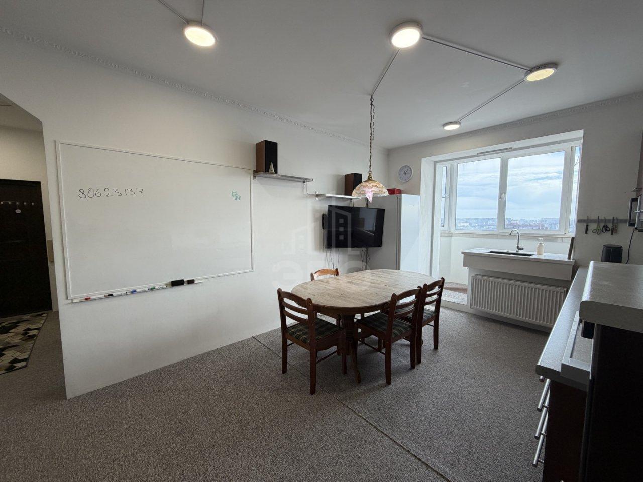 трехкомнатная квартира в Санкт-Петербурге по адресу: Шостаковича ул., 3, к 1