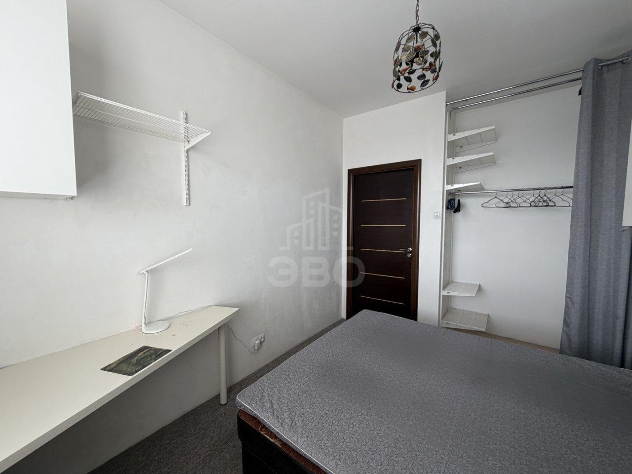 трехкомнатная квартира в Санкт-Петербурге по адресу: Шостаковича ул., 3, к 1